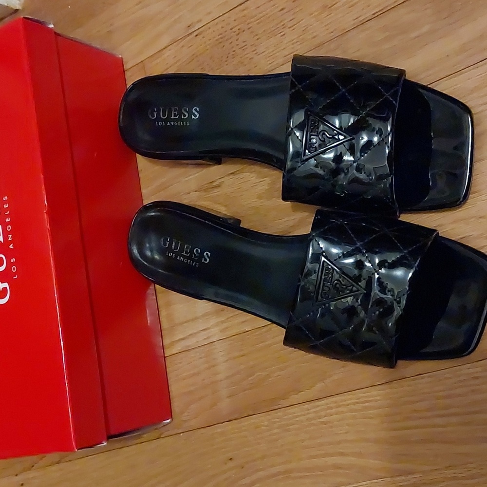 Sandal